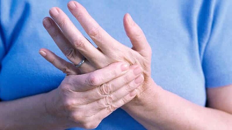 Las causas del dolor en las articulaciones de los dedos
